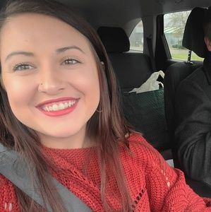 Meet your Posher, Amanda